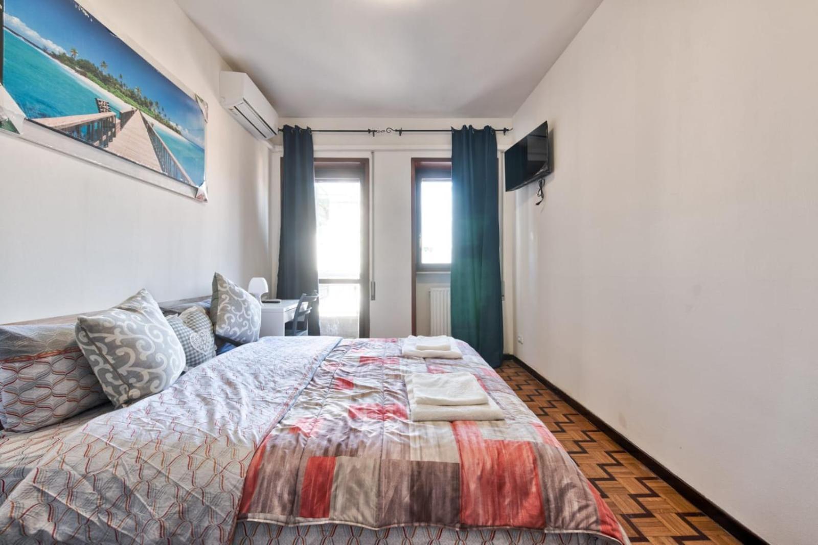 Gasthuis Easy Downtown - Private With Shared Bathroom *